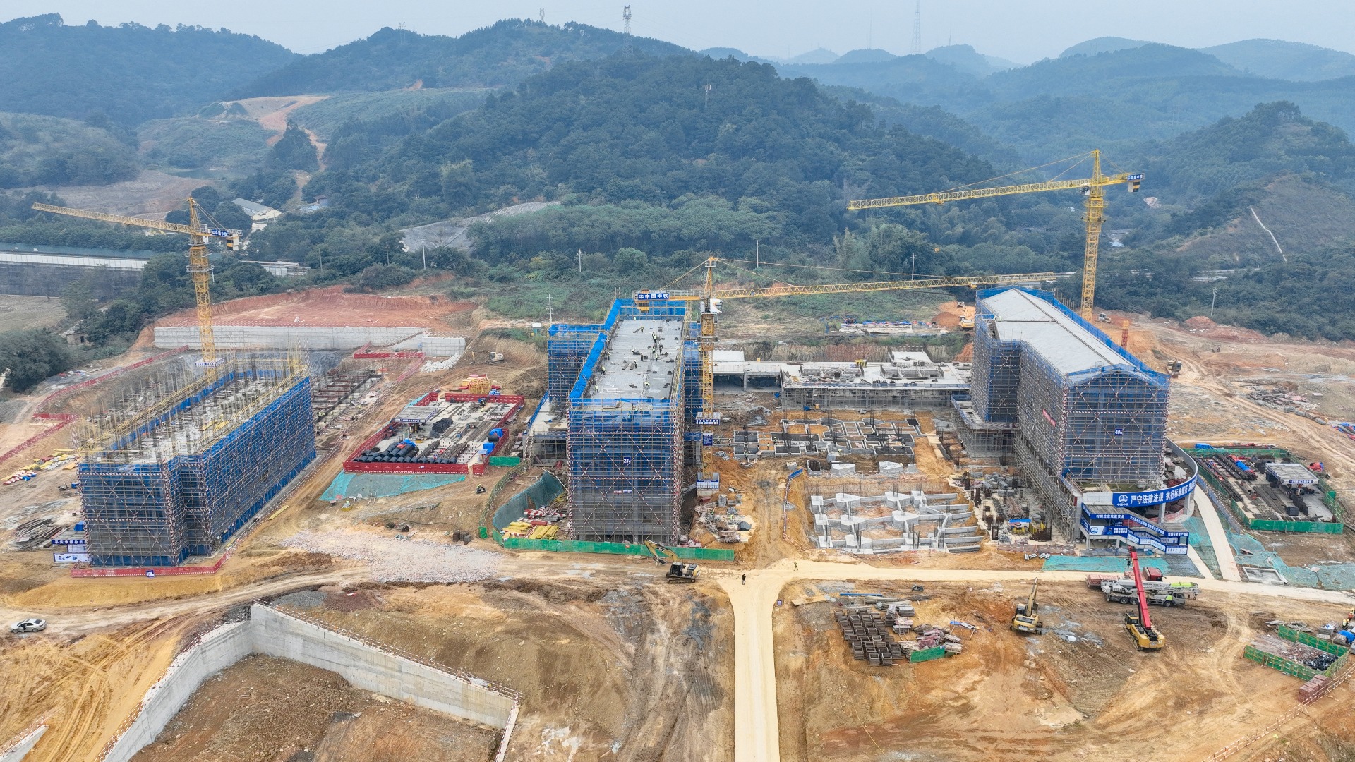 龍景六小、十二中_副本